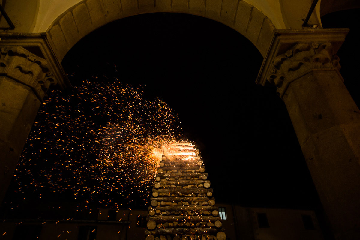 Las antorchas de Abbadia San Salvatore